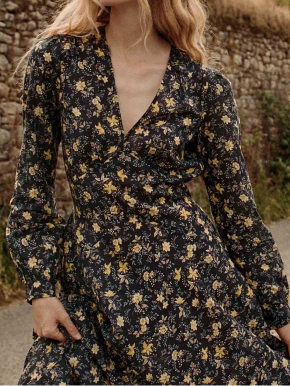 Doen Charleston Cotton V Neck Long Sleeve Maxi Dress Noir Winding Blossoms Black - Picture 3 of 12